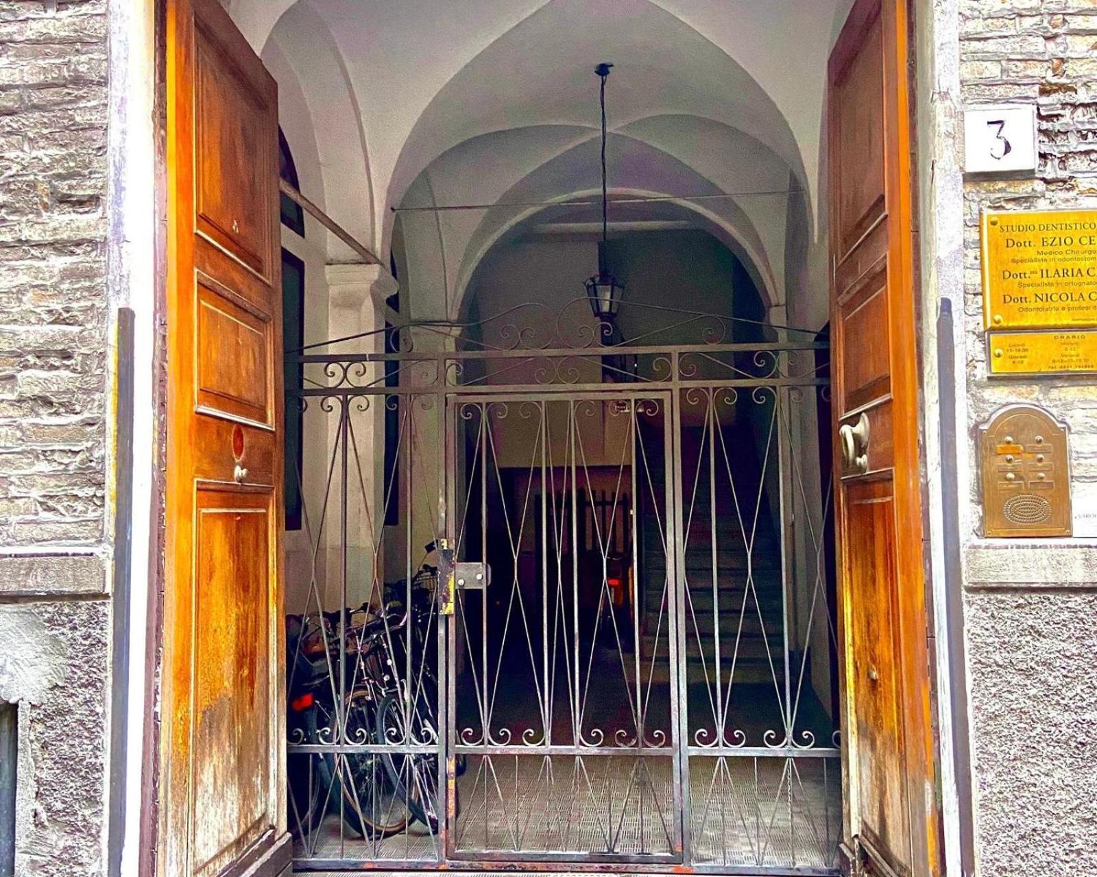 Maison Sarraj 帕爾馬 外观 照片
